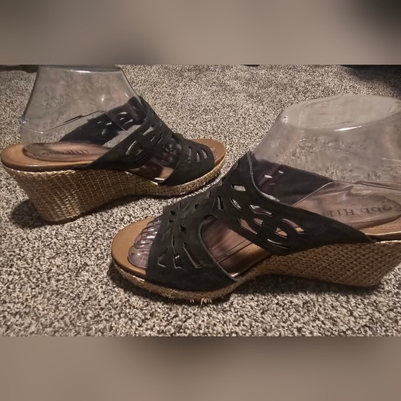 COBB HILL WEDGE SANDAL BY NEW BALANCE WOMENS SHOES SIZE 9 Black - Picture 4 of 11